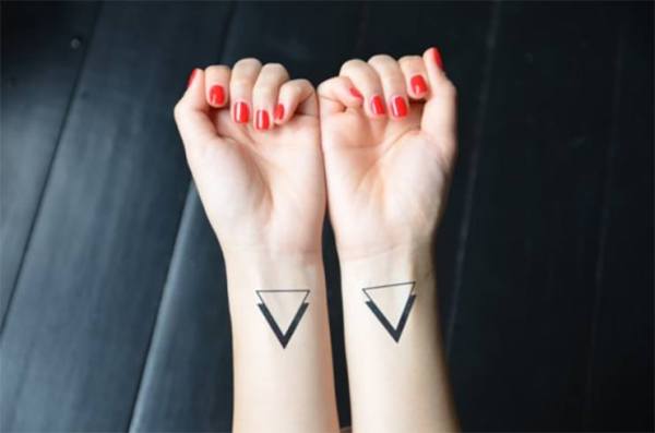 Minimalist Tattoos That Are Impossibly Pretty