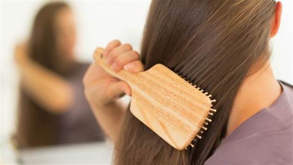 Professional Secrets to Straightening Your Hair Without Using Heat